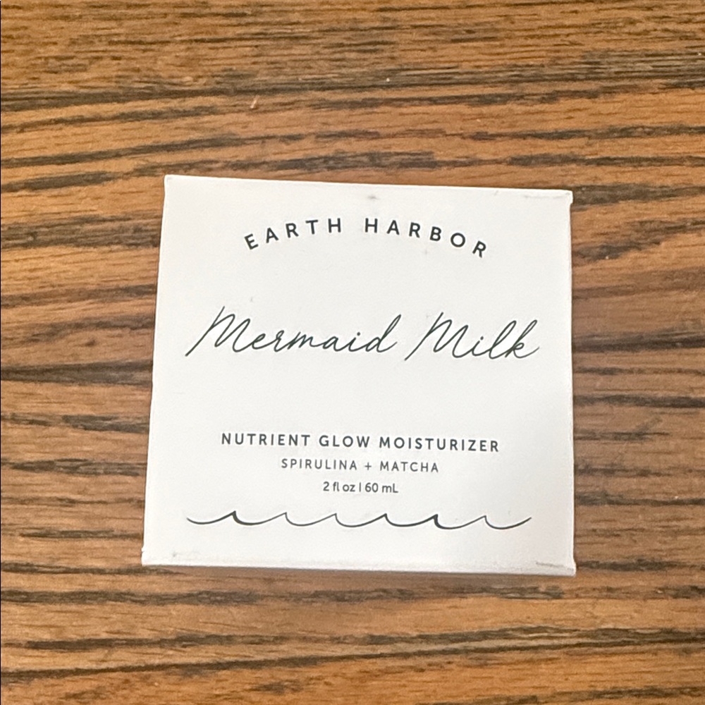 Earth Harbor Mermaid Milk Nutrient Glow Moisturizer